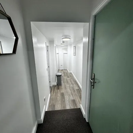 11Acomberton Apartment Kidderminster Exterior photo